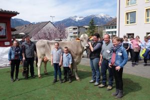 k-11Schneuter mittlere Fantastic FIOLINE Martin Reinhard